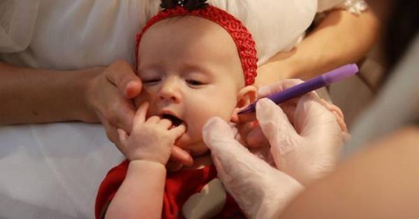 نکات مهم به هنگام سوراخ کردن گوش نوزاد