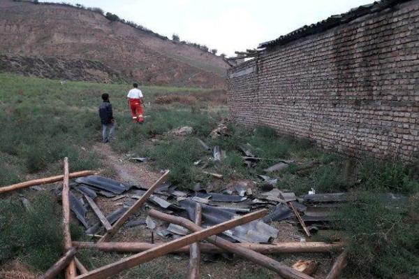 طوفان به منازل مسکونی 5 شهرستان گلستان خسارت زد