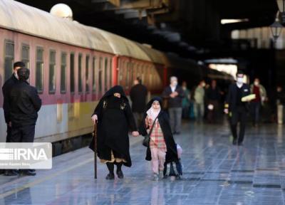 خبرنگاران قطارهای نوروزی اصفهان با نصف ظرفیت فعالیت می نمایند