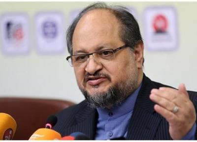 شریعتمداری: بعضی در آزادی توهین چک سفید امضا دارند