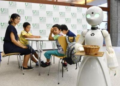 کافه ای با گارسون های رباتیک برای معلولان اشتغالزایی می نماید