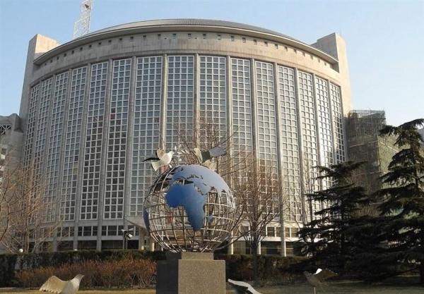 وزارت خارجه چین: دیپلمات های خارجی فعلا به پکن بازنگردند