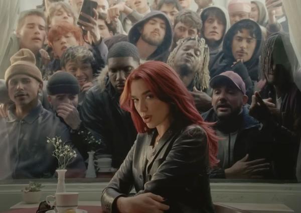 متن کامل و ترجمه آهنگ Training Season از Dua Lipa